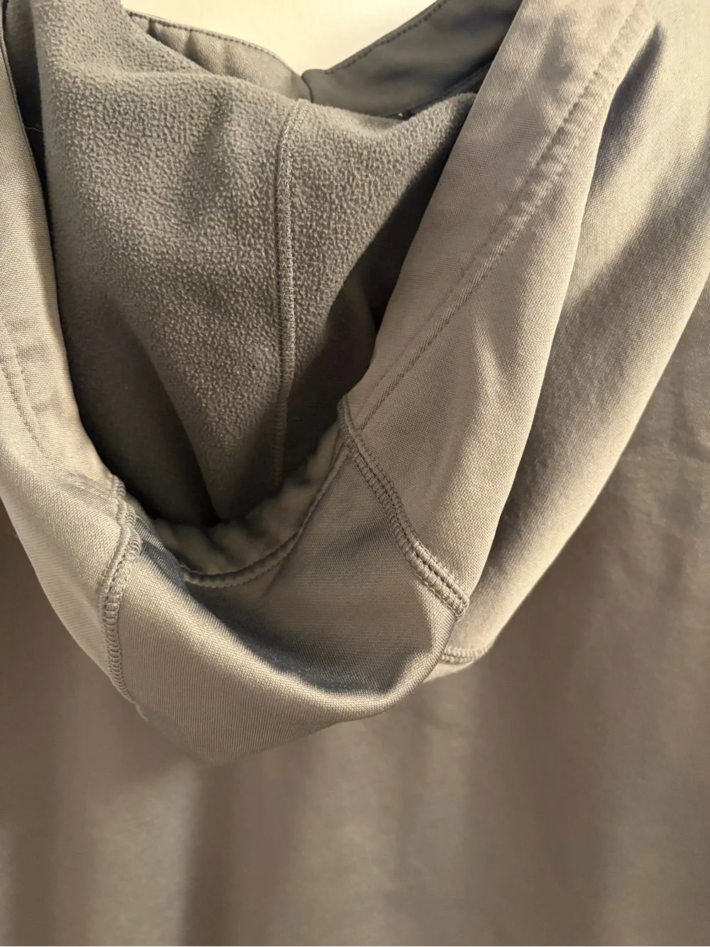 Nike Gray ELITE Hooded Performance Pullover